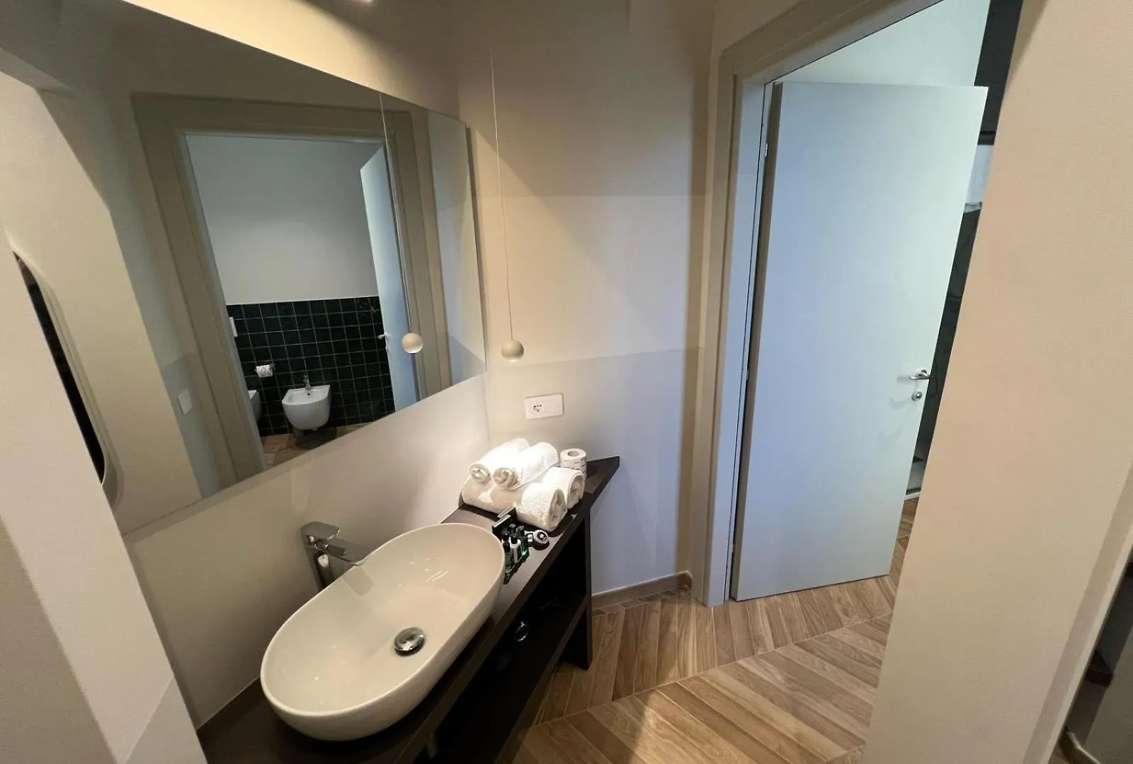 Rossovino Milano Boutique Bed & Breakfast 0*, Milan Italy
