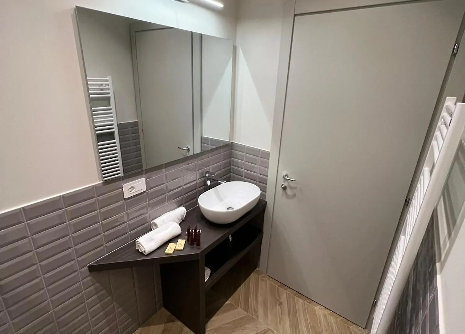 Rossovino Milano Boutique Bed & Breakfast  Milan