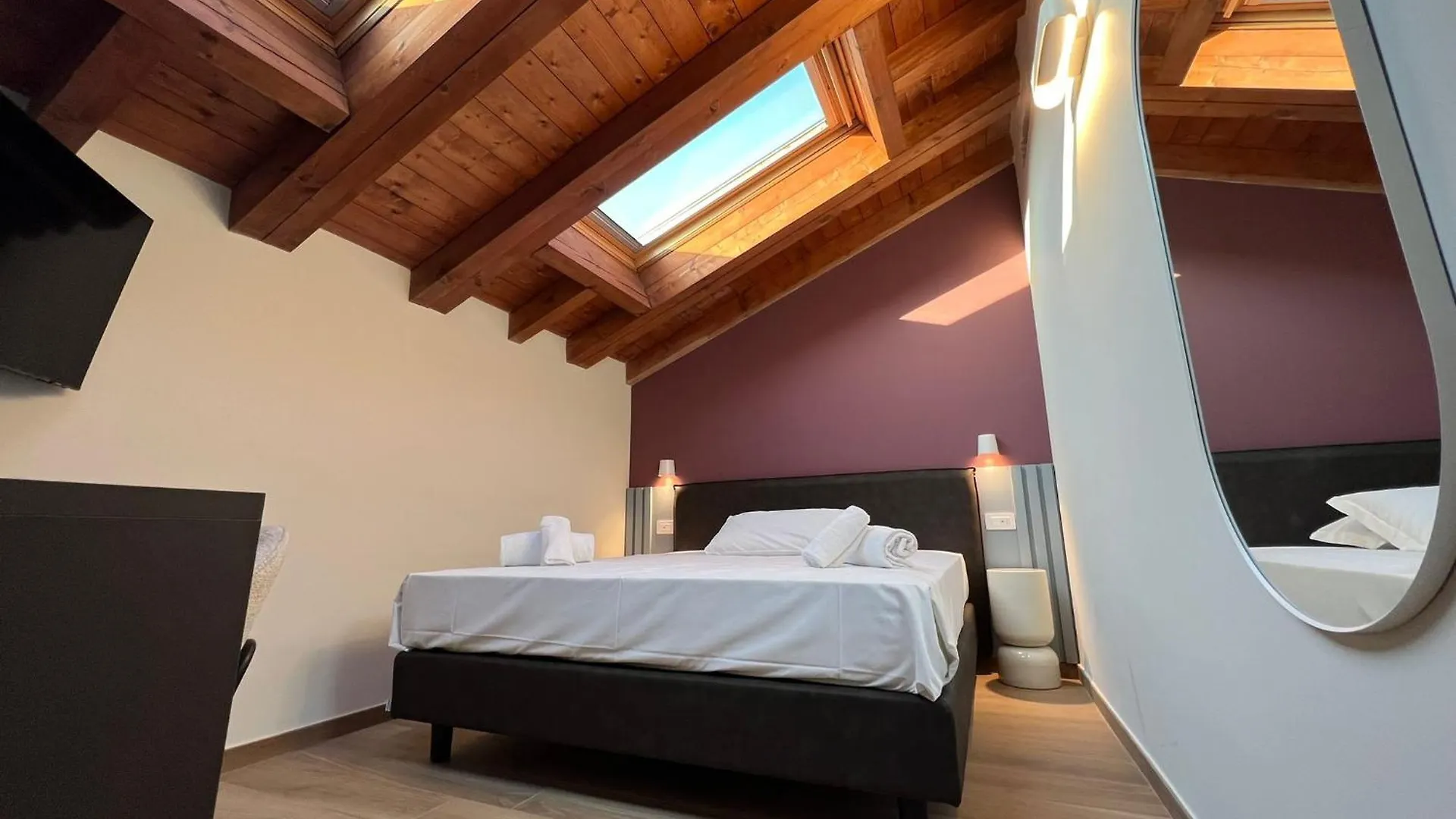 Rossovino Milano Boutique Bed & Breakfast  Milan