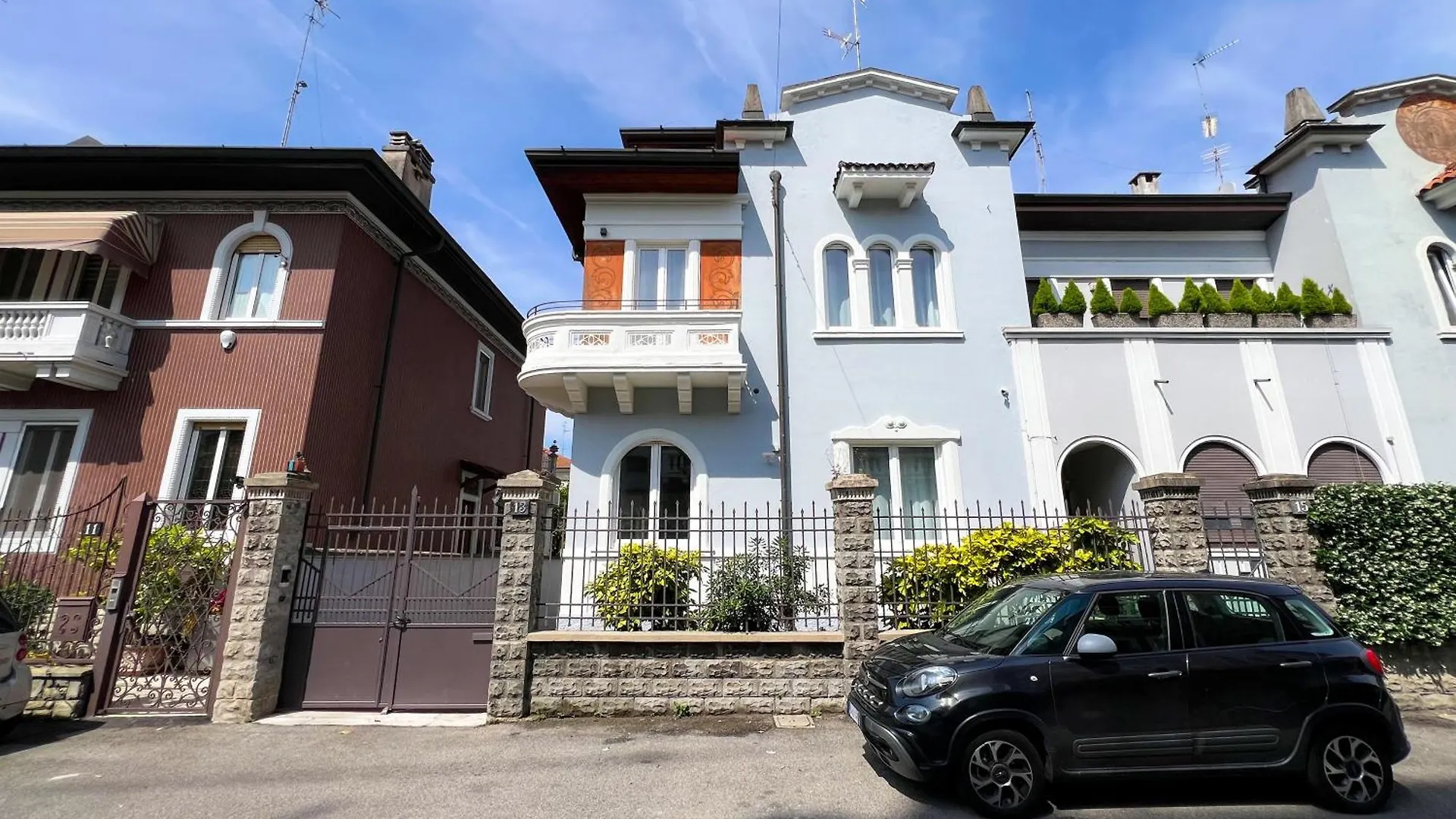 Rossovino Milano Boutique Bed & Breakfast Italy